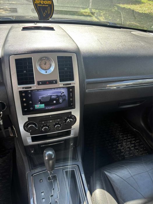 Chrysler300c facelift-2010
