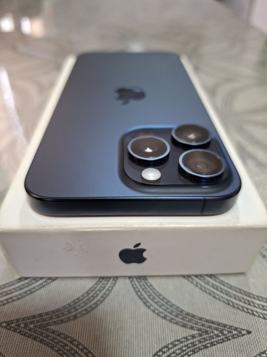 Айфон 15 про макс 256