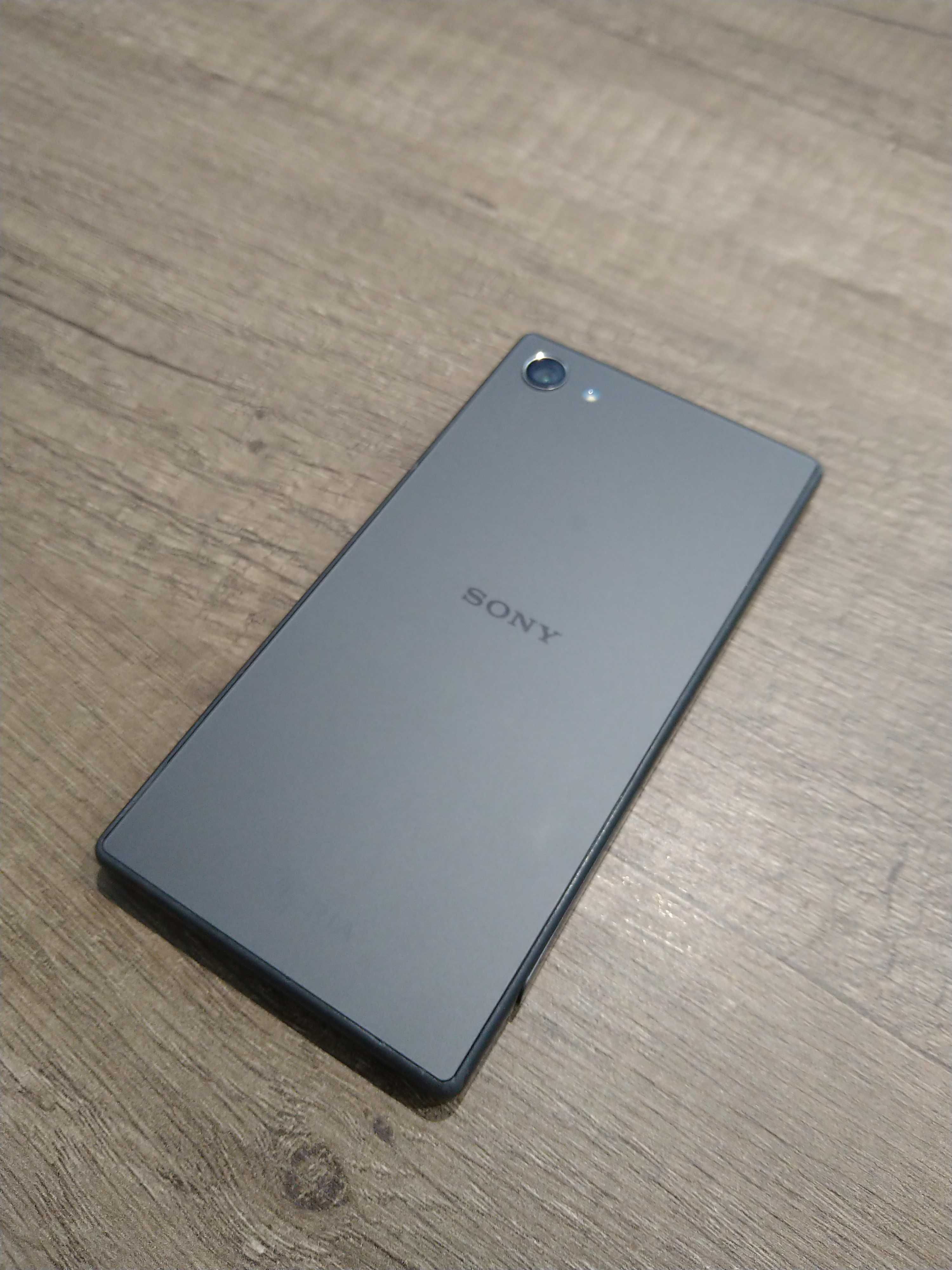 Sony XPERIA Z5 Compact