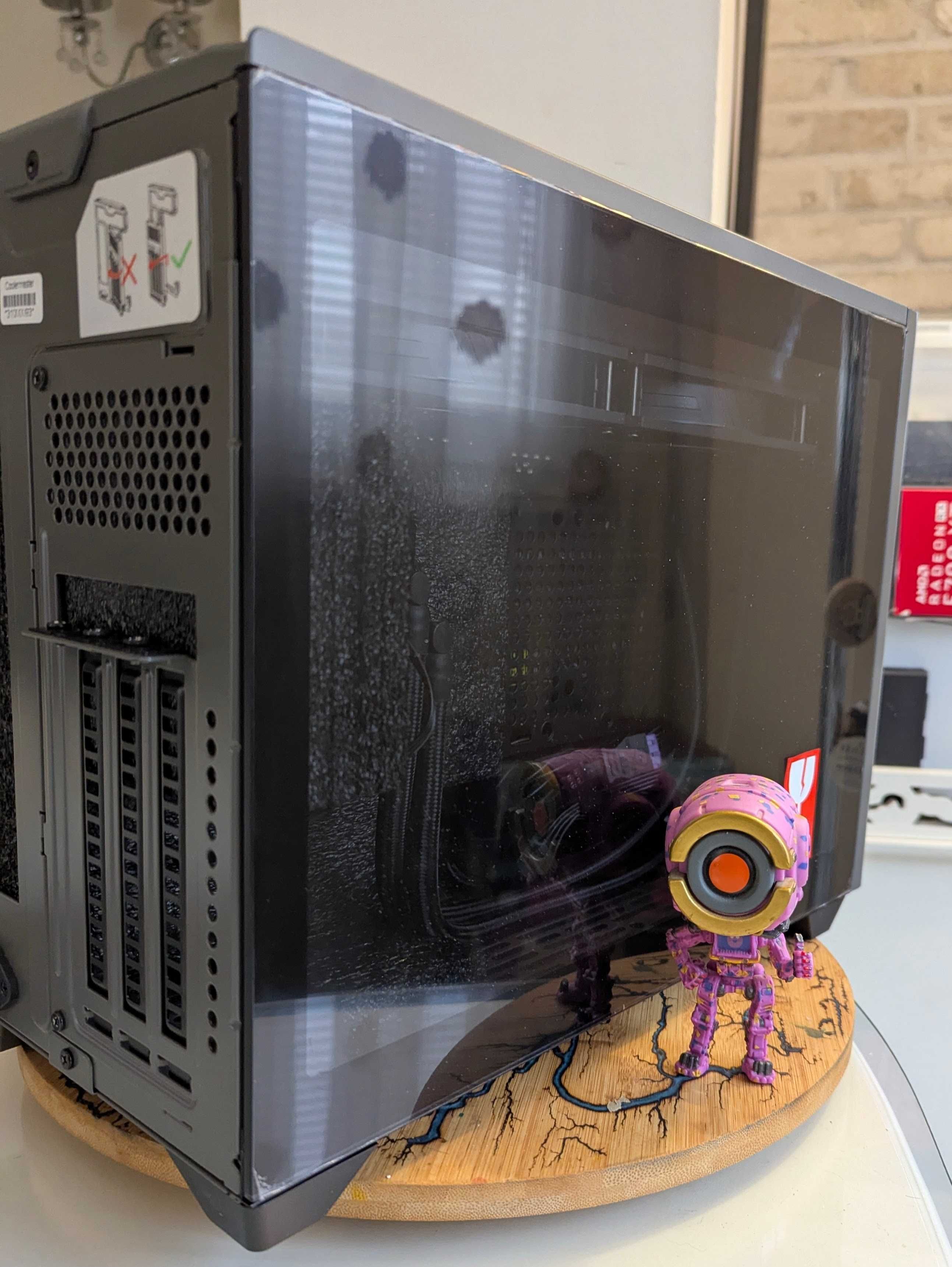 Cooler Master NR200P MAX Mini ITX кутия, AIO и PSU  (ново, с гаранция)