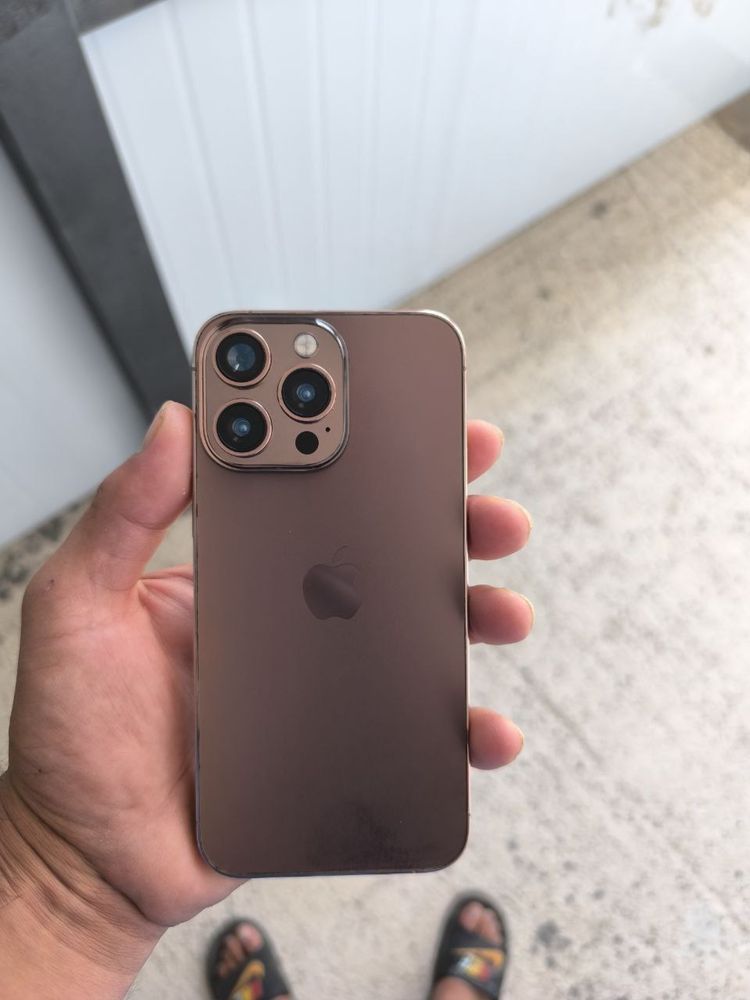 Samsung A51 Iphone 14 pro max