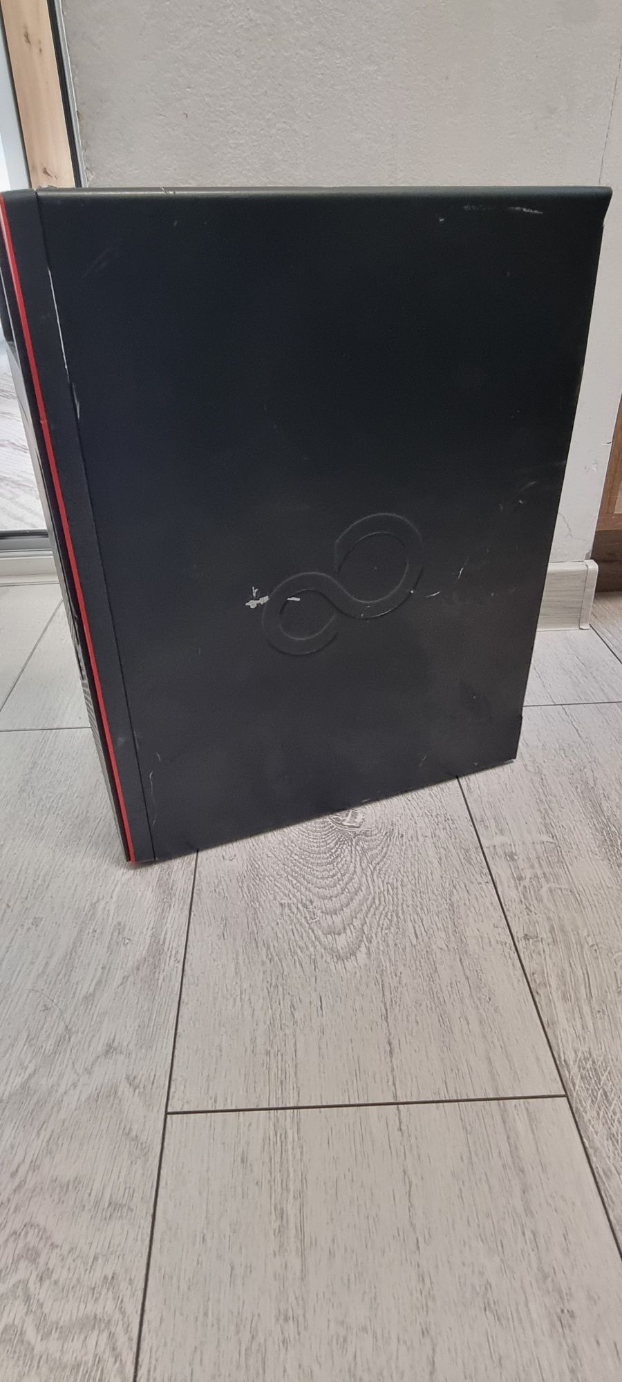 Настолен компютър Fujitsu
