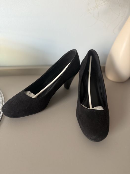 Обувки и чанти  по 15лв