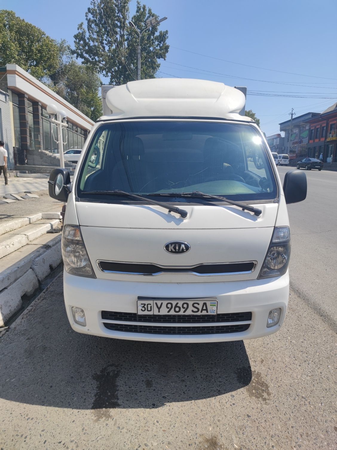 Kia bongo izatermiz