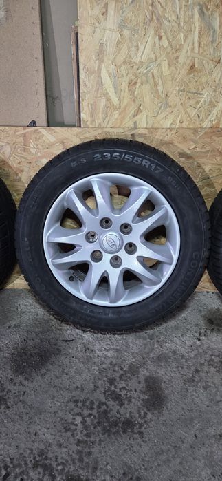 KIA CARNIVAL джанти със нови зимни гуми 235/55/17  6,5J×17  ET46  6×13