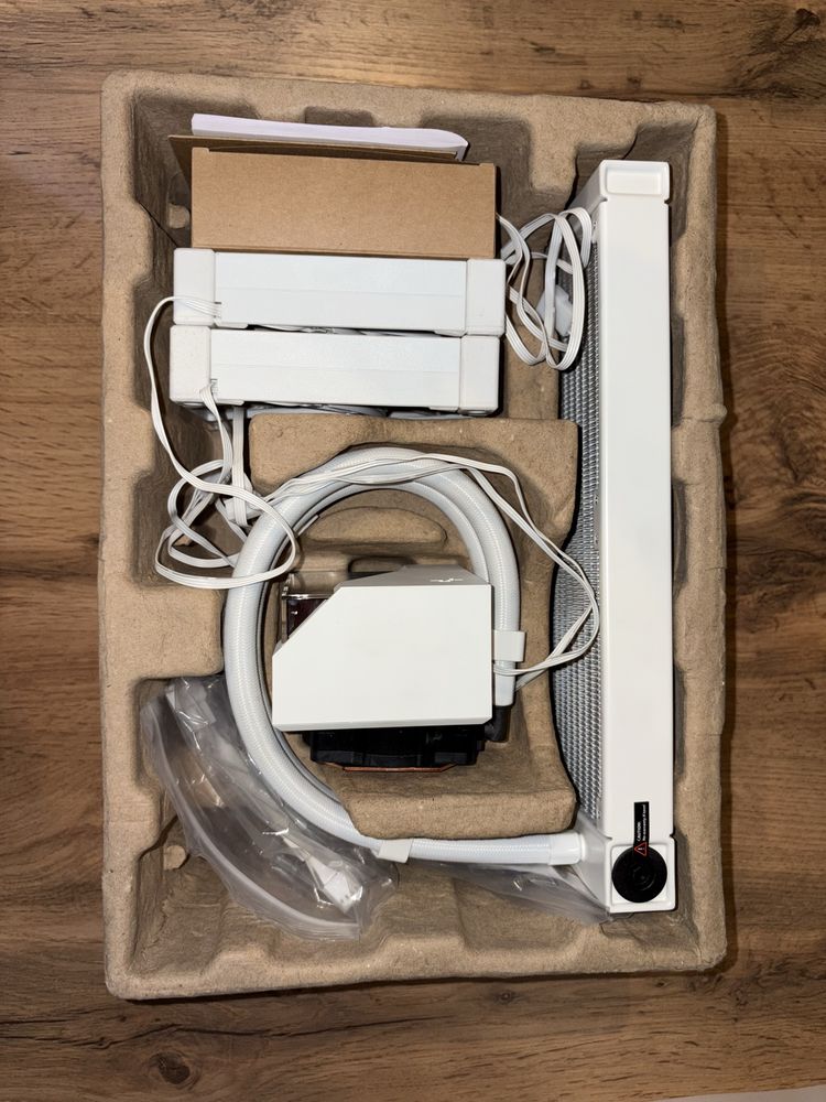 Охлаждение DeepCool LT520WH