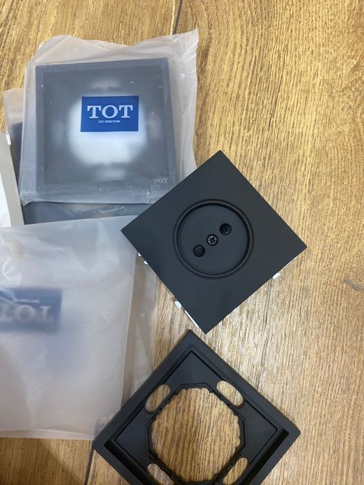 Розетка встраиваемая