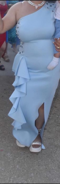 рокля мода ………….