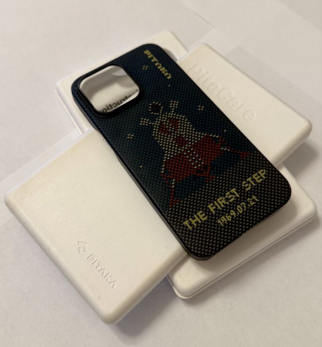 Husa iPhone 14 Pro Max Pitaka Originala