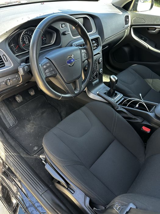 Volvo V40  2.0 diesel