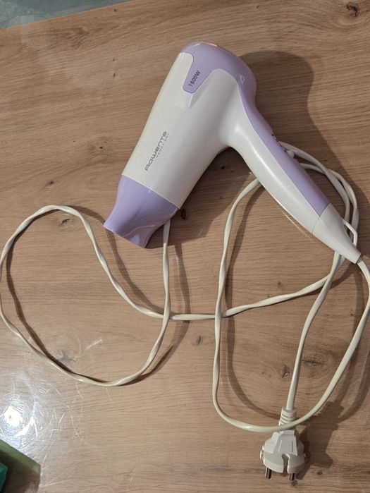 Сешоар 1600 w бяло