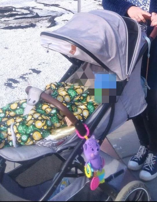 Продам коляску летнюю