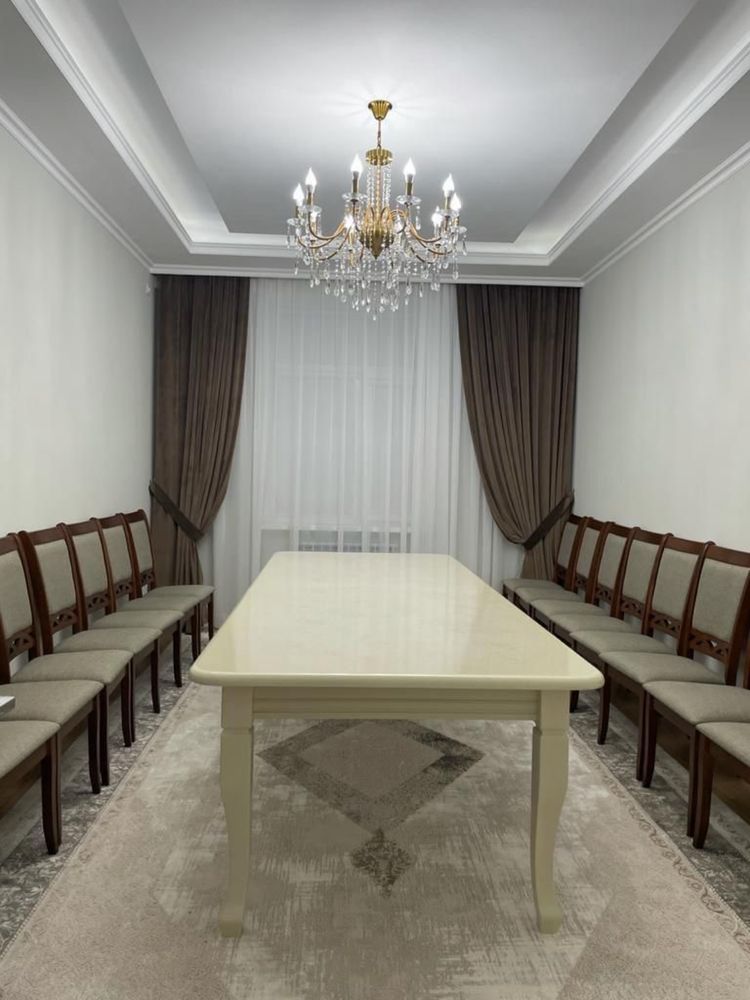Продам стол+ 14 стульев