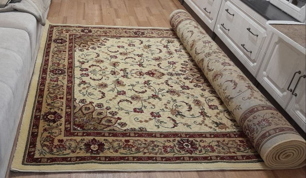 Продам ковёр размером 2×5