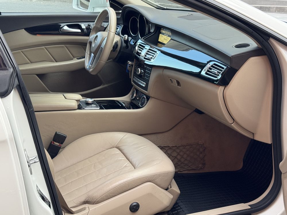 Mercedes Cls 350 CDI - 4 MATIC  Paket AMG, An 2012  Propietar -2 Chei
