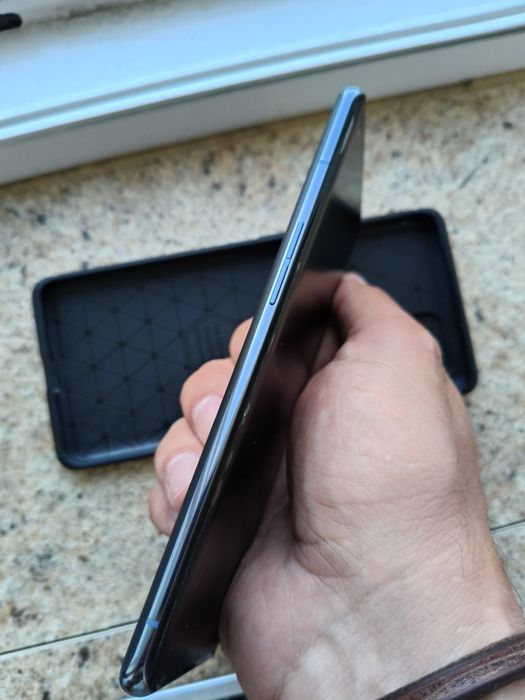 Vând oppo reno6 pro