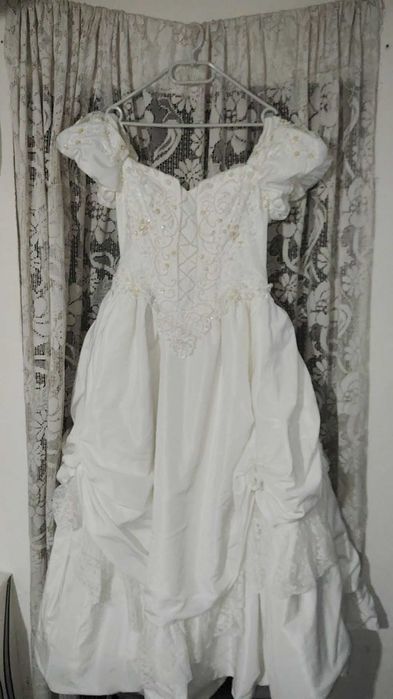 Rochie de mireasa  600 lei negociabil