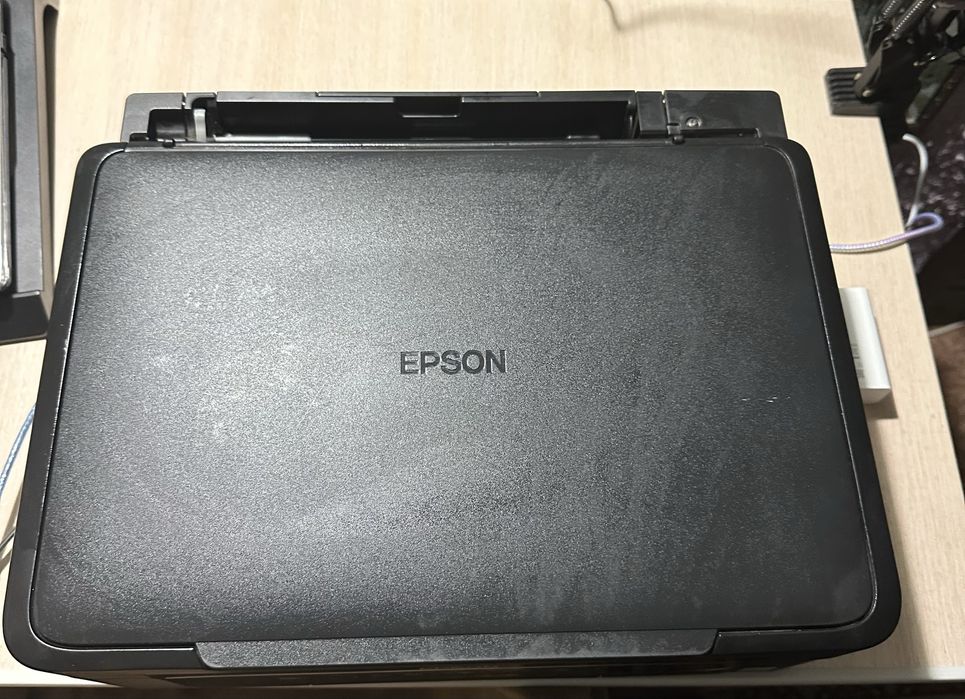 принтер Epson в хорошем состояния