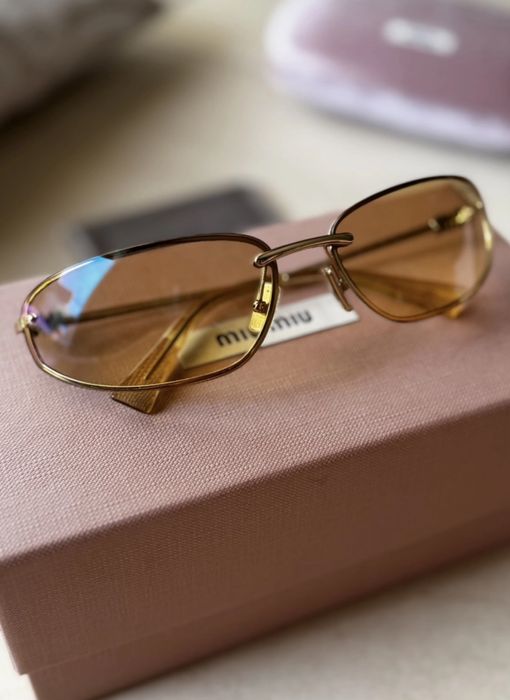 Ochelari de soare MIU MIU