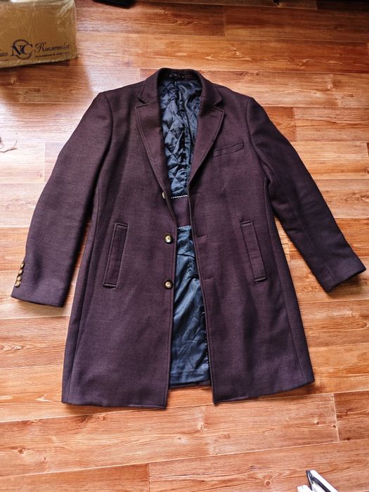 Продам пальто Hugo boss