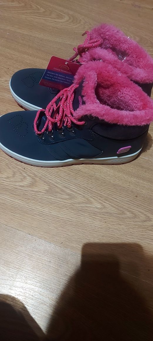 Зимни обувки skechers