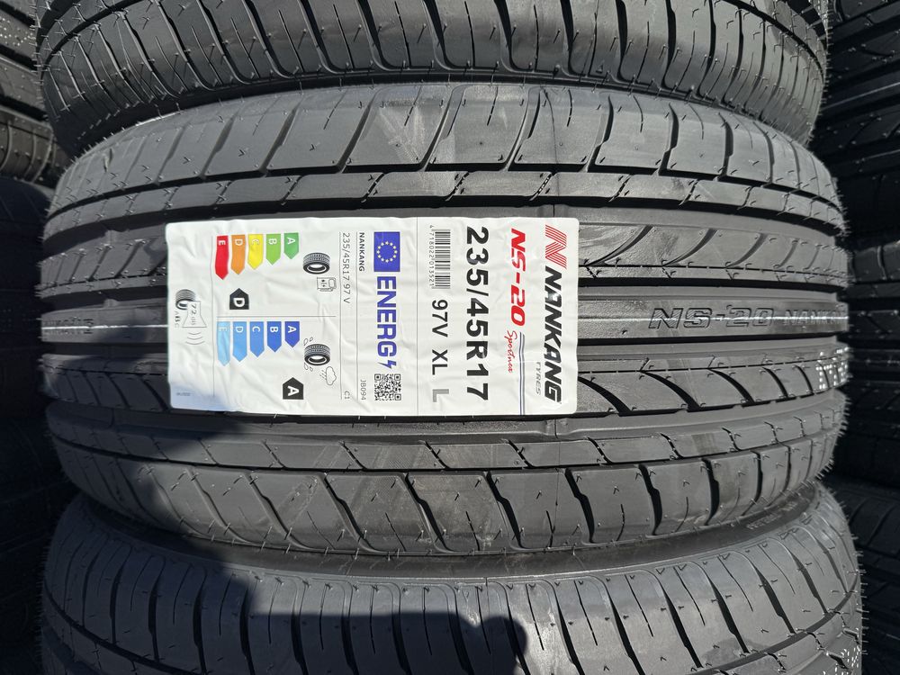 Anvelope Noi 235/45/17 NanKang