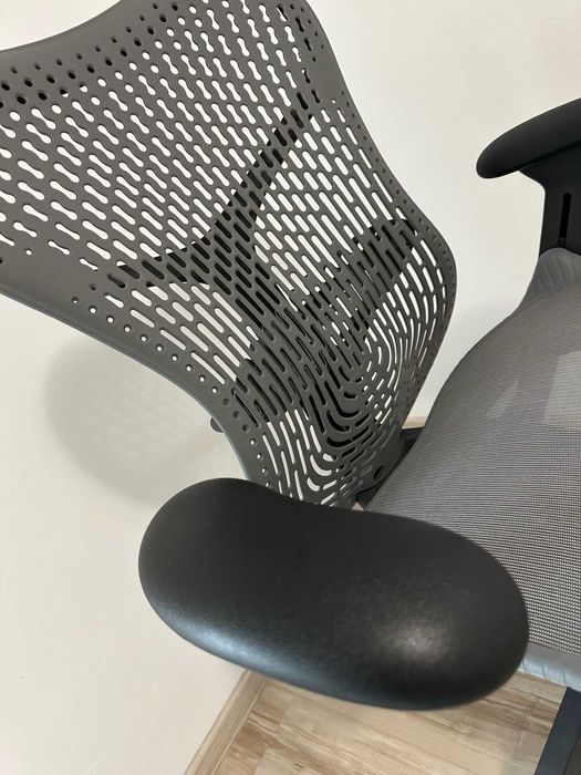 scaun birou ergonomic premium Herman Miller Mirra 2 2850ron tva inclus