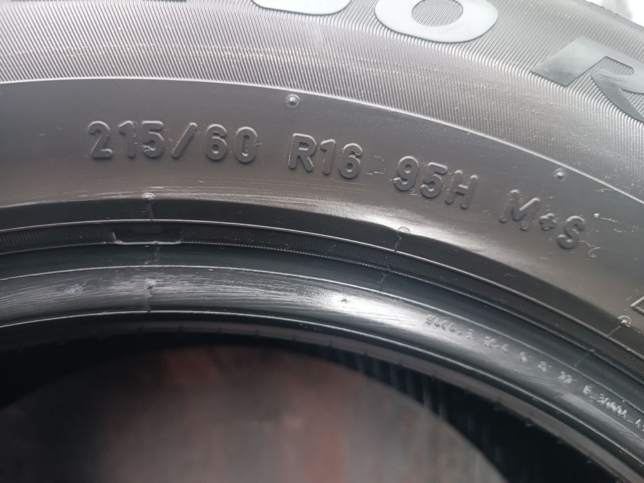 215/60/16 Pirelli Дот 3824