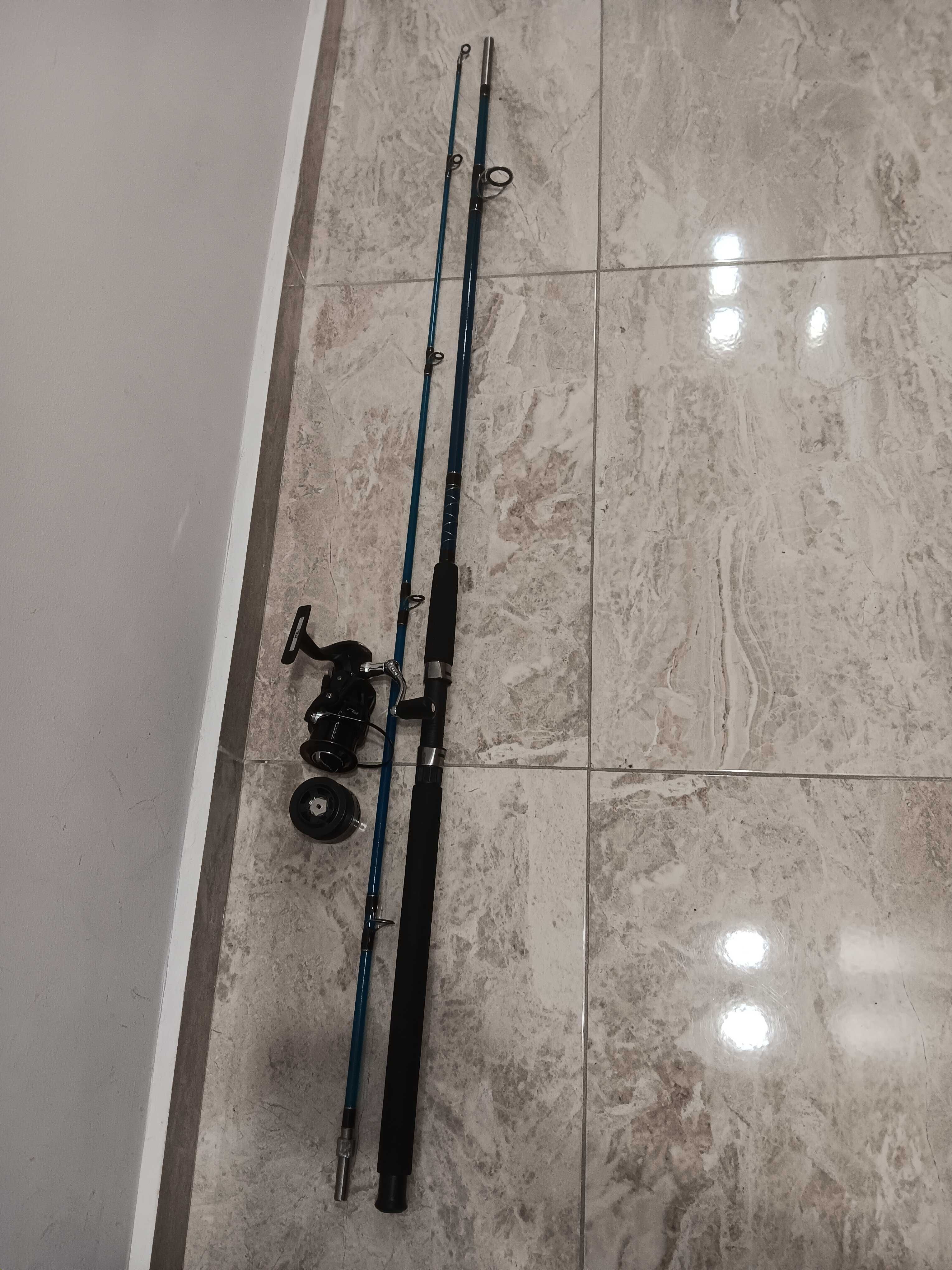 Въдица Osako Gladiator Blue + макара FL Feeder Wind 6000