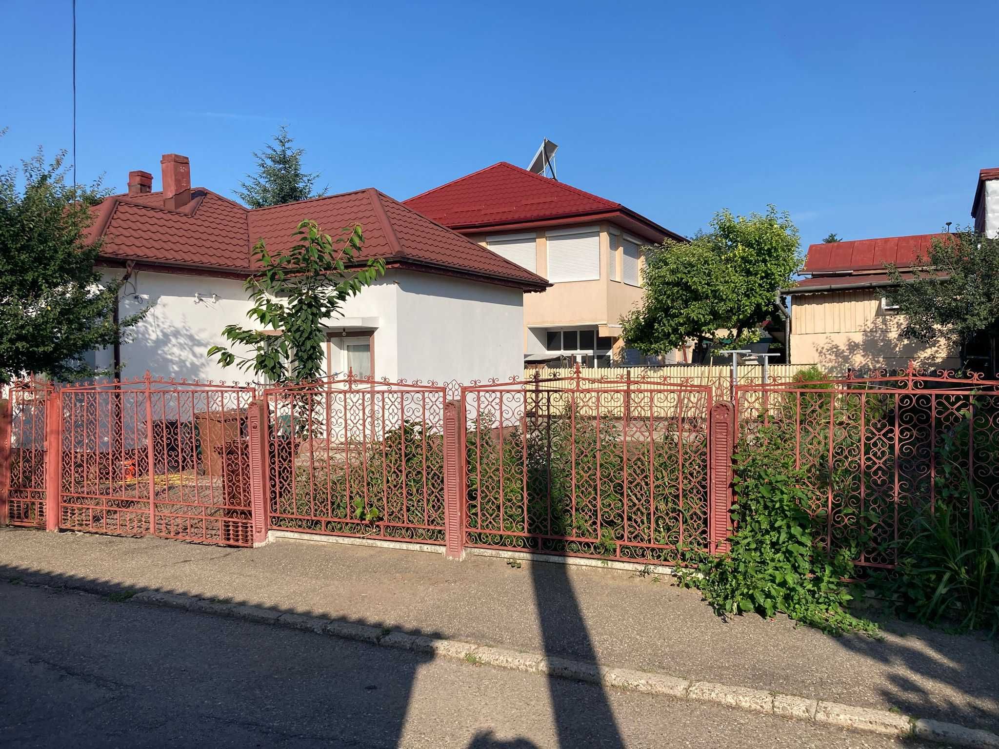 Vând casă bătrânească în municipiul Buzău