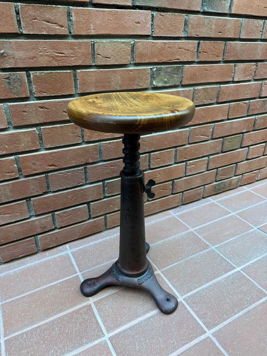 Работен стол, Singer stool, 1920'