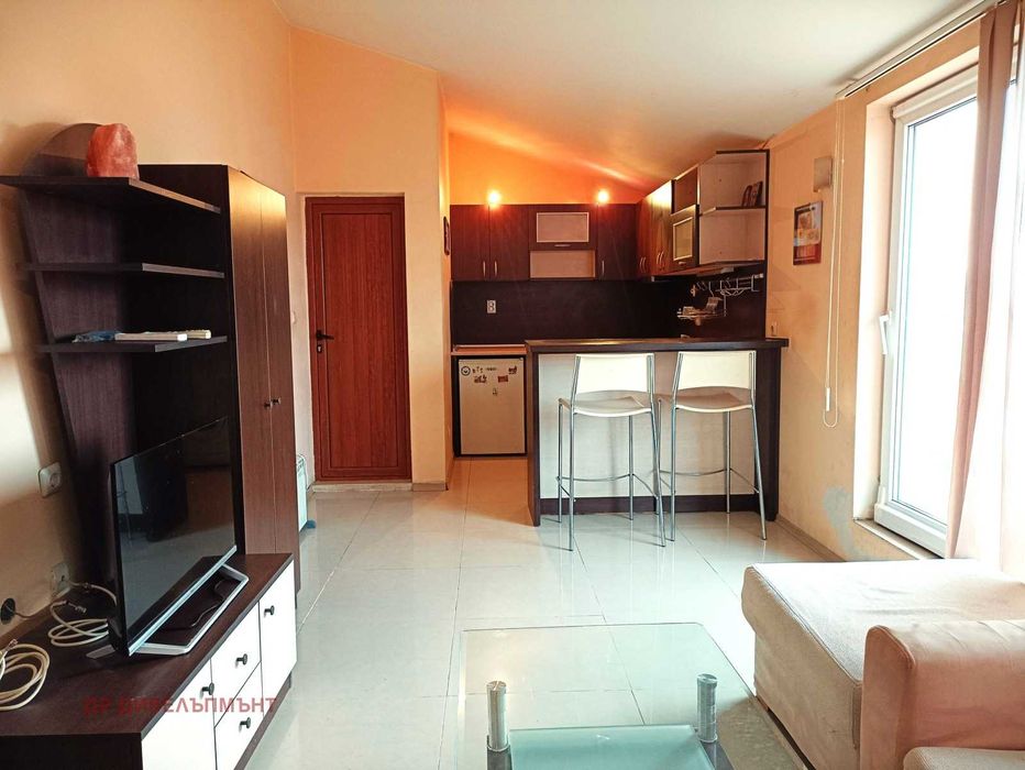 НАЕМ | Черно море 2 с Панорама,тераса, до три паркоместа в двора,aп.7