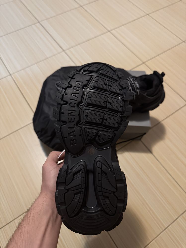 Adidasi Balenciaga Track premium