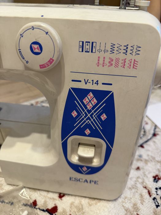 Швейшая машина Janome