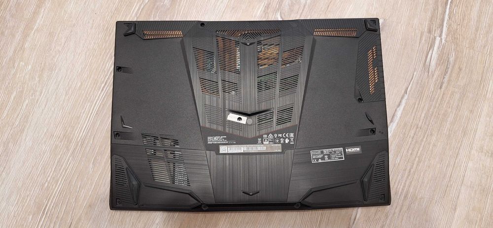 Лаптоп MSI GF65 Thin + подарък