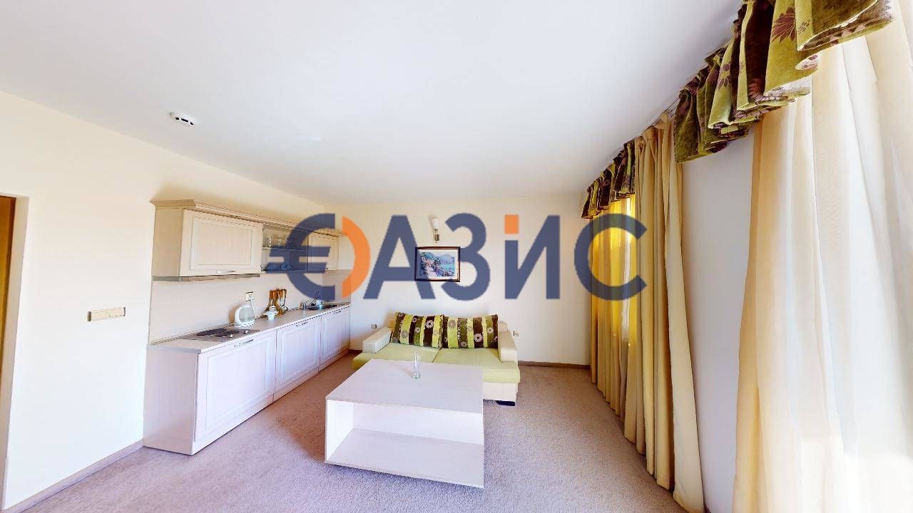 Продава се Двустаен апартамент в к.к. Слънчев бряг - 61 кв.м за 1000 €/кв.м - Снимка #3