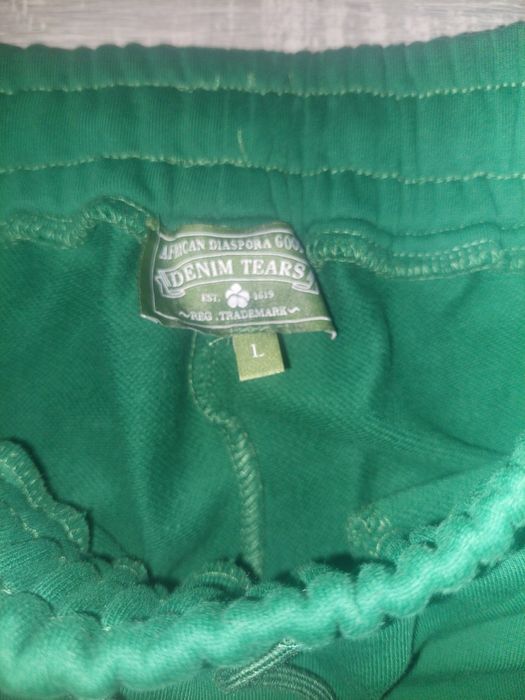 Pantaloni denim tears