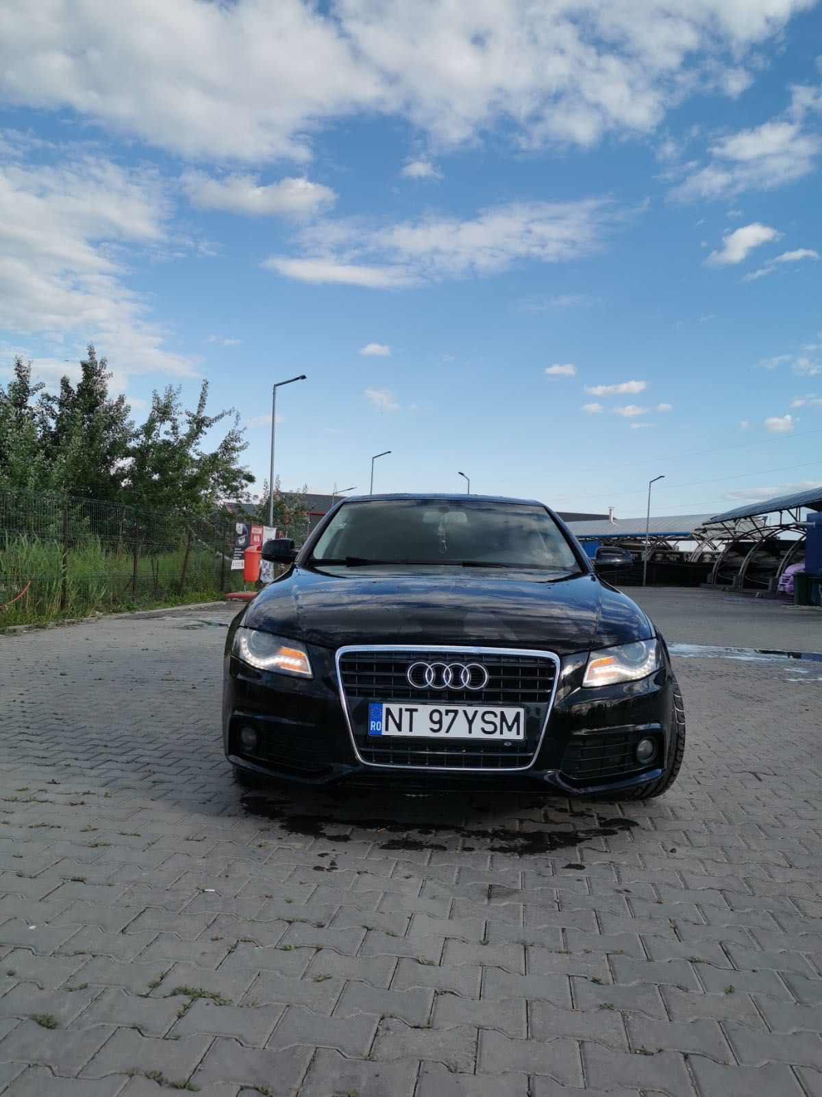 Vând Audi A4B8,an fabricație 2011