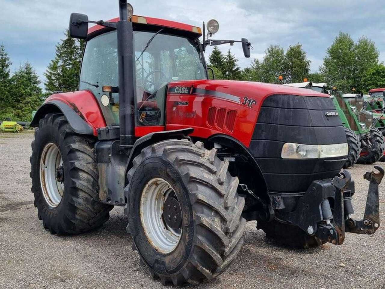 Колесный трактор Case IH MAGNUM 310