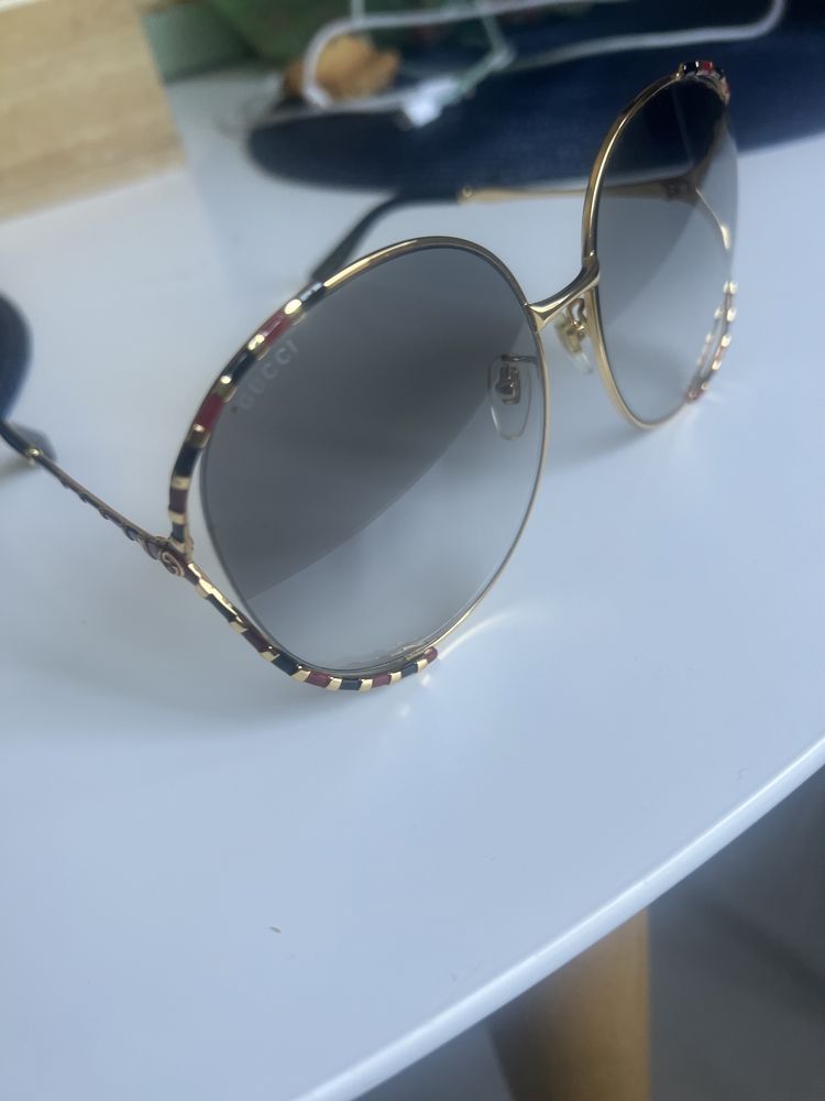 Ochelari gucci , purtati de 3 ori