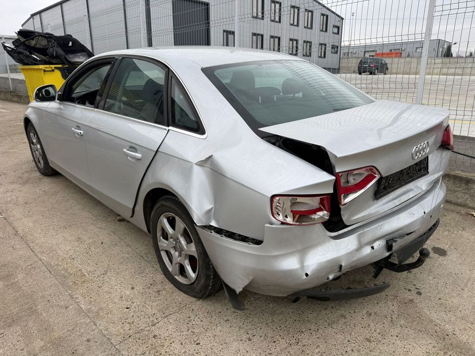 Dezmembrez / Dezmembrari / Piese / Accesorii Audi a4 b8 2009 1.8 tsi CDHB berlina gri