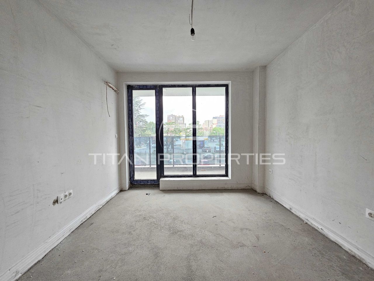 Продава се Тристаен апартамент в Пловдив, Център - 114 кв.м за 1406 €/кв.м - Снимка #2