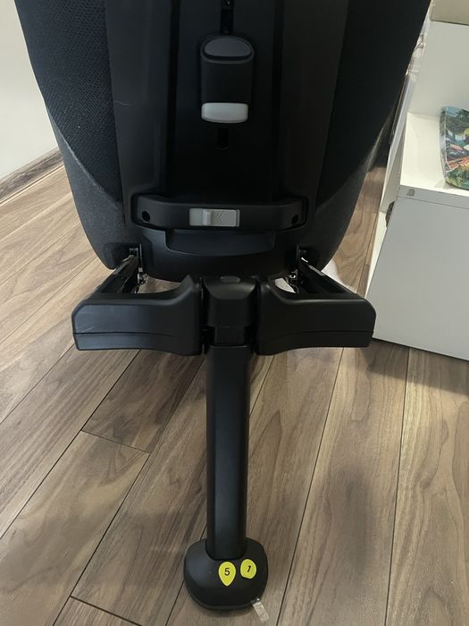 Axkid one 2 столче за кола