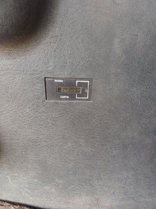 HYUNDAI LC 300-9SH сотилади