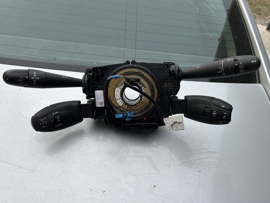 Контролери ръчки пежо ситроен COM2008