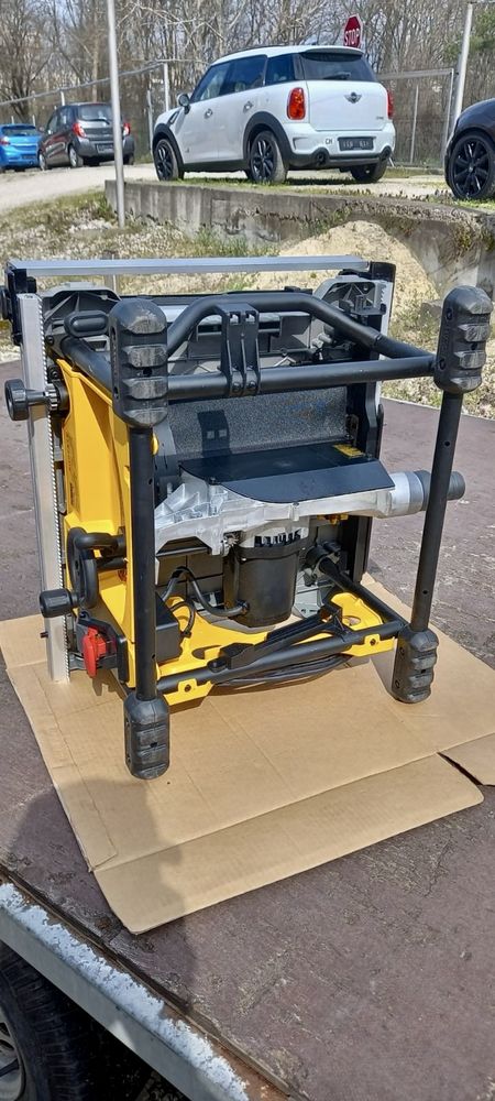 Настолен циркуляр DeWalt DWE 7485 -QS