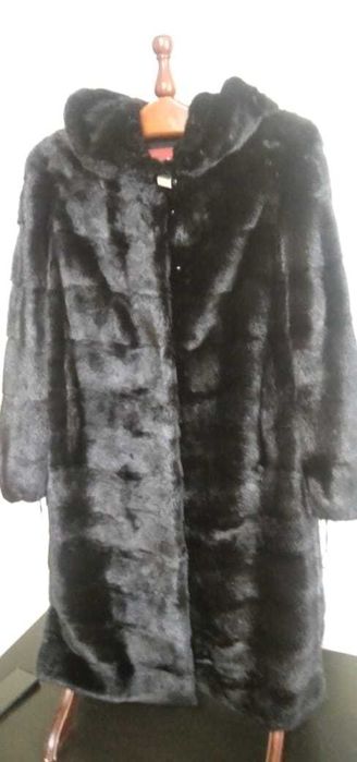 Продам норковую шубу