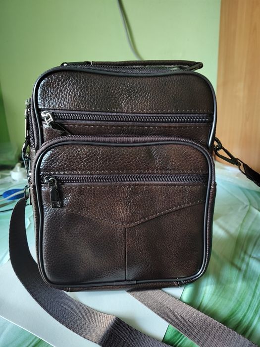 Мъжка чанта през рамо от естествена кожа