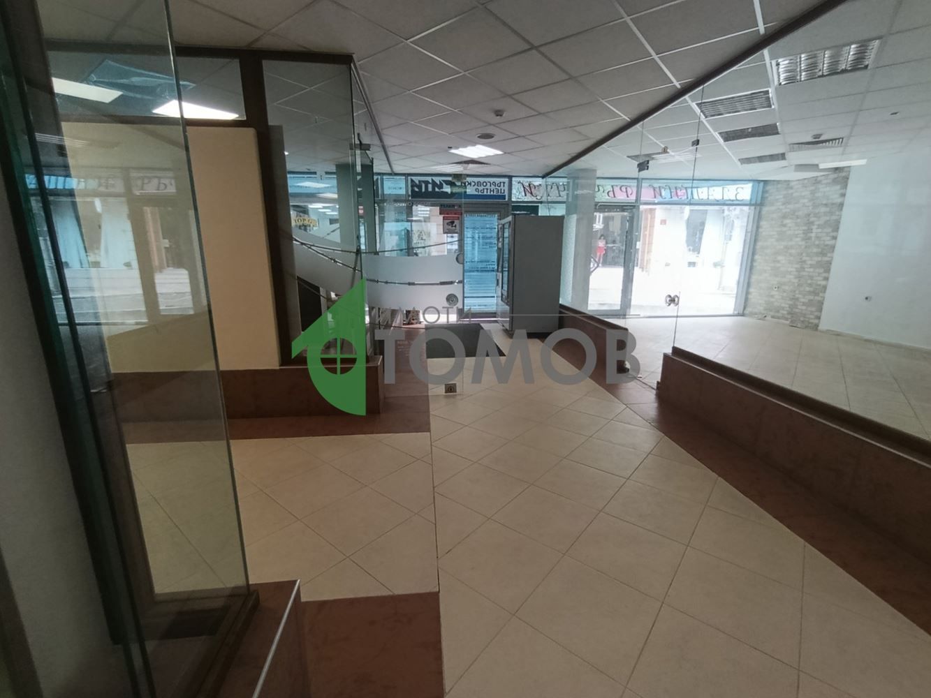 Офис за продажба в Център