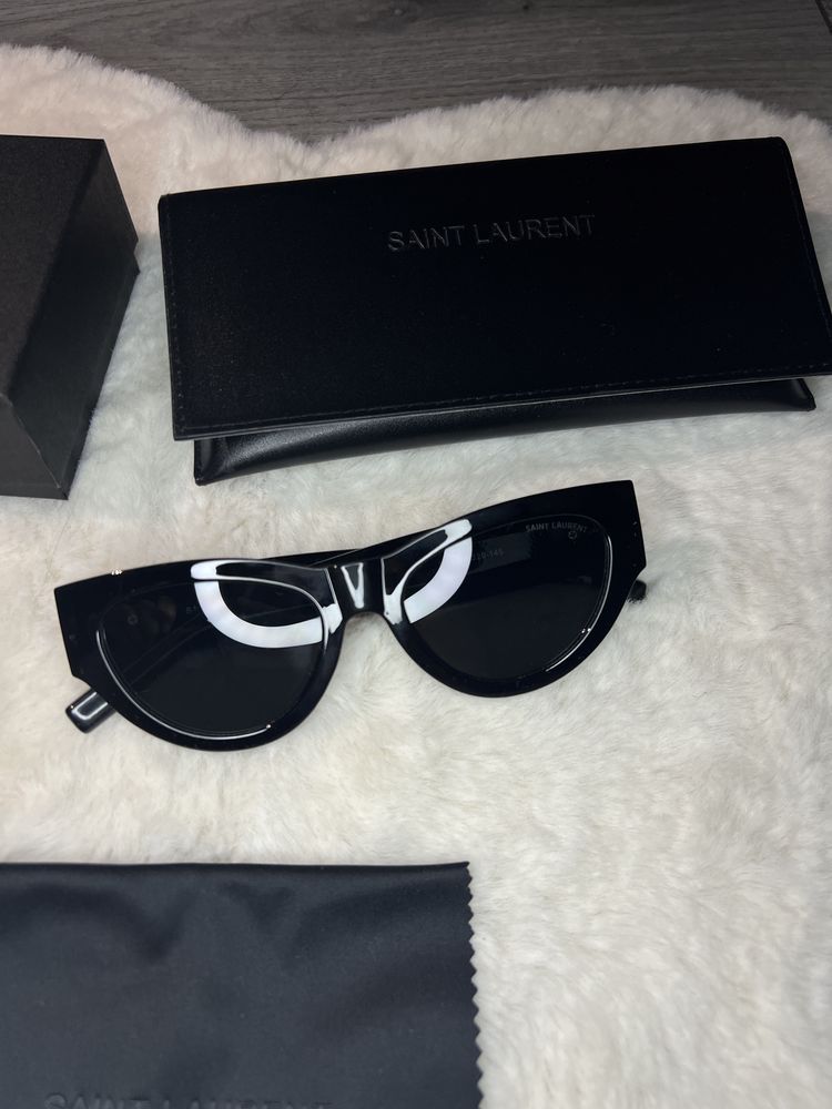 Ochelari soare Yves Saint Laurent